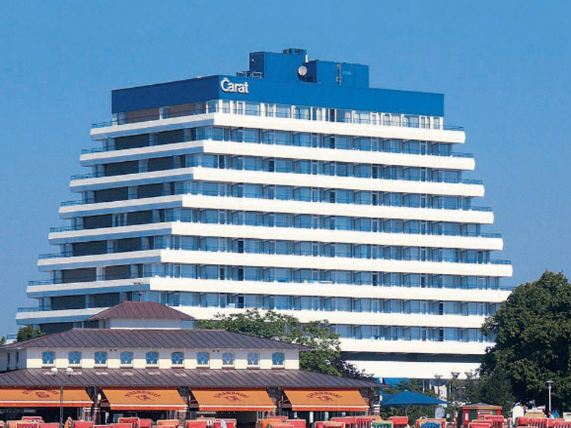 Außenansicht des CARAT Hotels in Grömitz